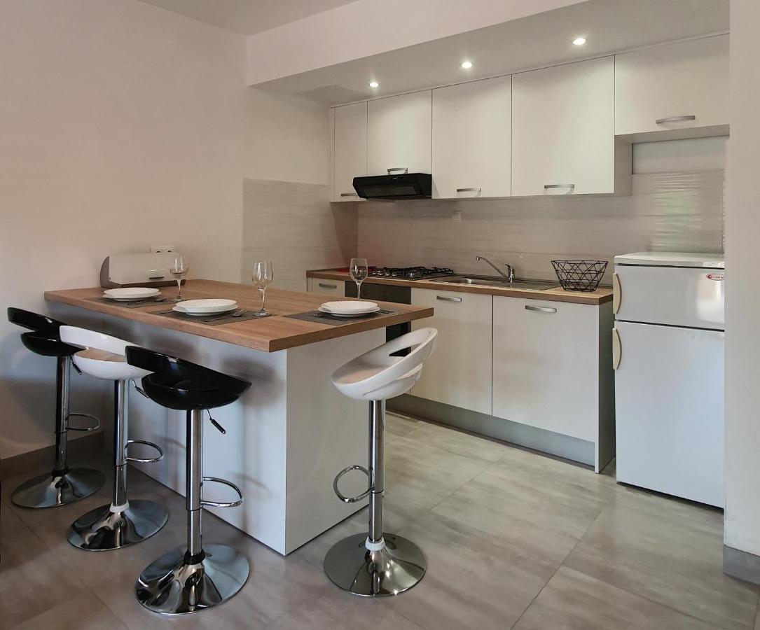 Apartments Grskovic G. Setaliste Šilo Екстериор снимка