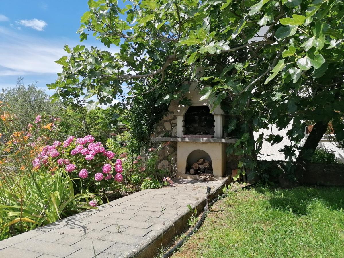 Apartments Grskovic G. Setaliste Šilo Екстериор снимка